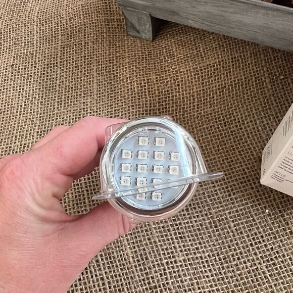 REVIVE Glo  Anti-Aging new in box - Picture 6 of 9